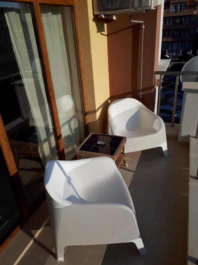 Obzor Tatyana Apartaments Bonjour Екстер'єр фото